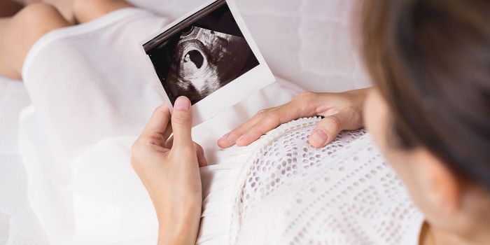Tajný život plodu: Jak si miminka trénují čich i hmat dávno před prvním nádechem