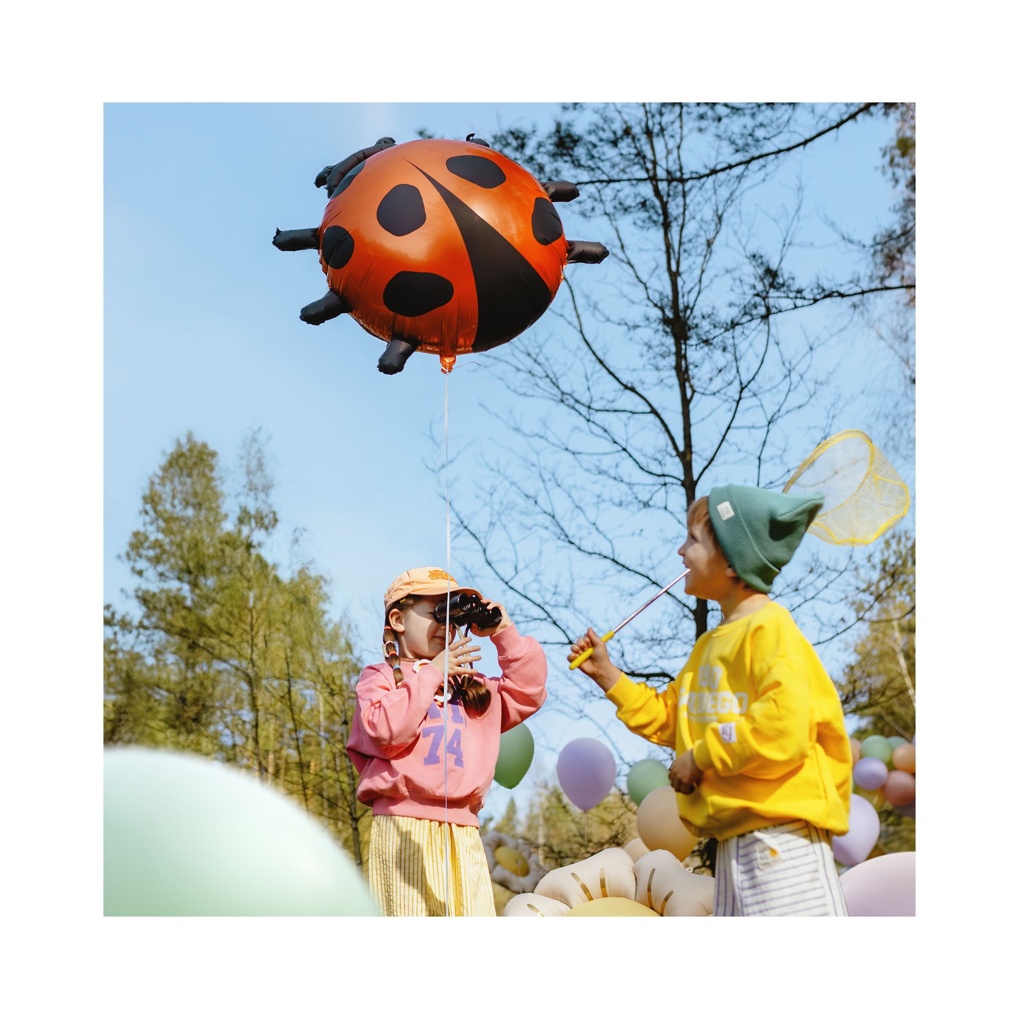 Balónek fóliový Beruška červeno-černá Albi (obrázek 3)